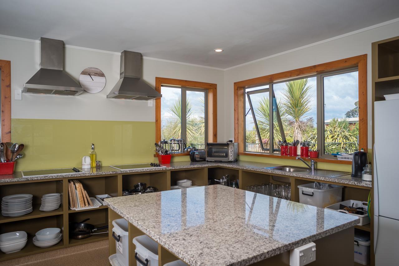 Eden'S Edge Lodge Motueka Bagian luar foto